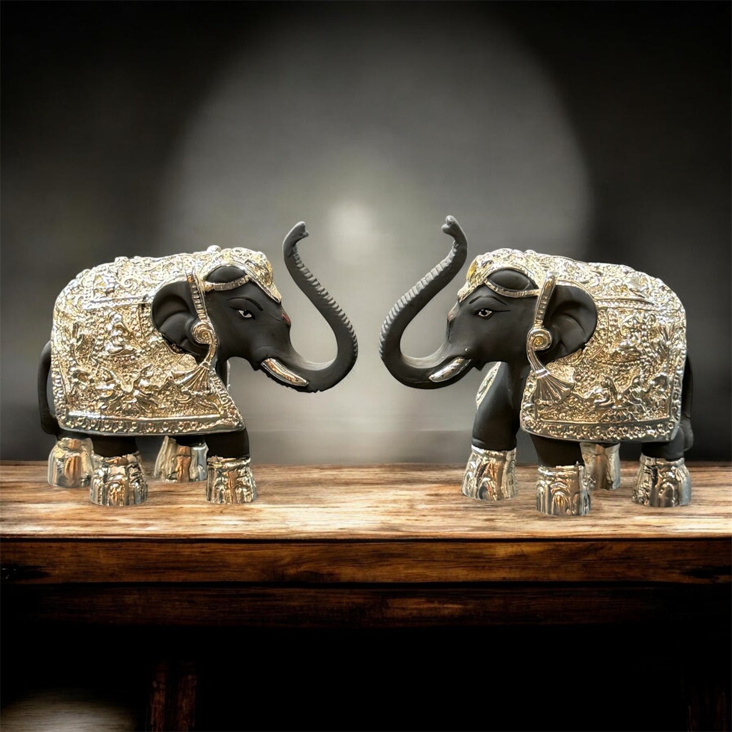 Haathi (Pair)