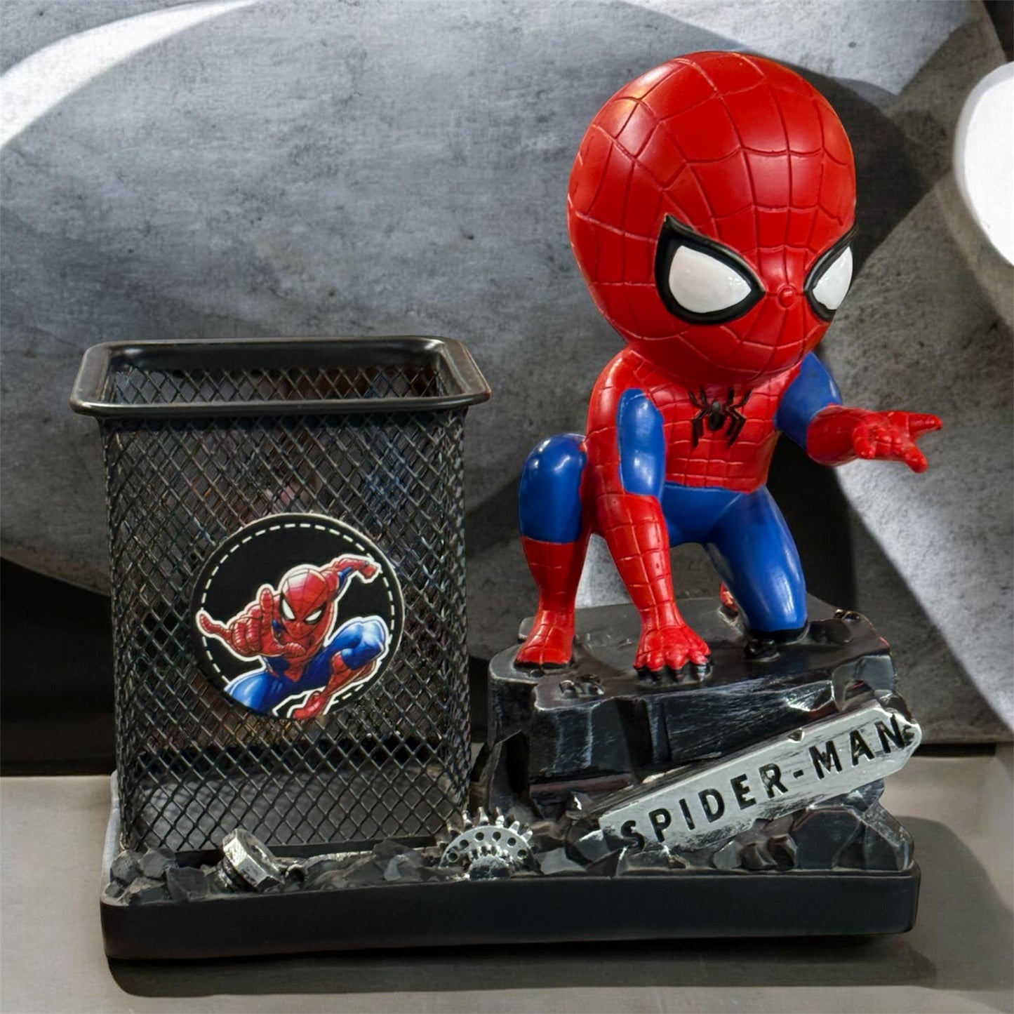 Character Penstand