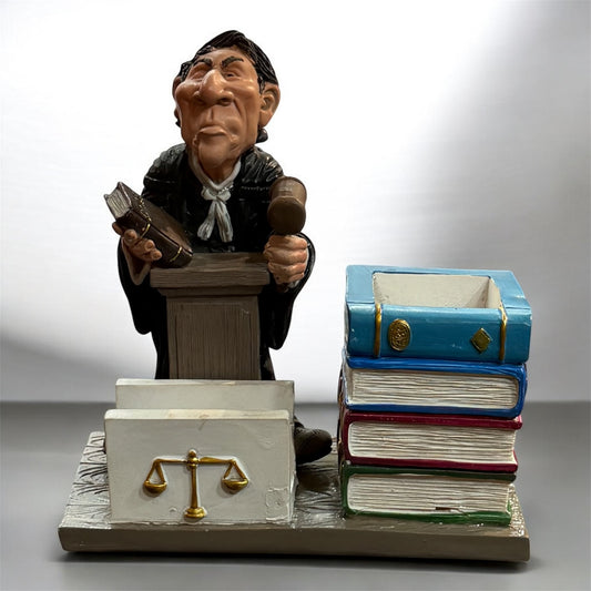 Justice Penstand