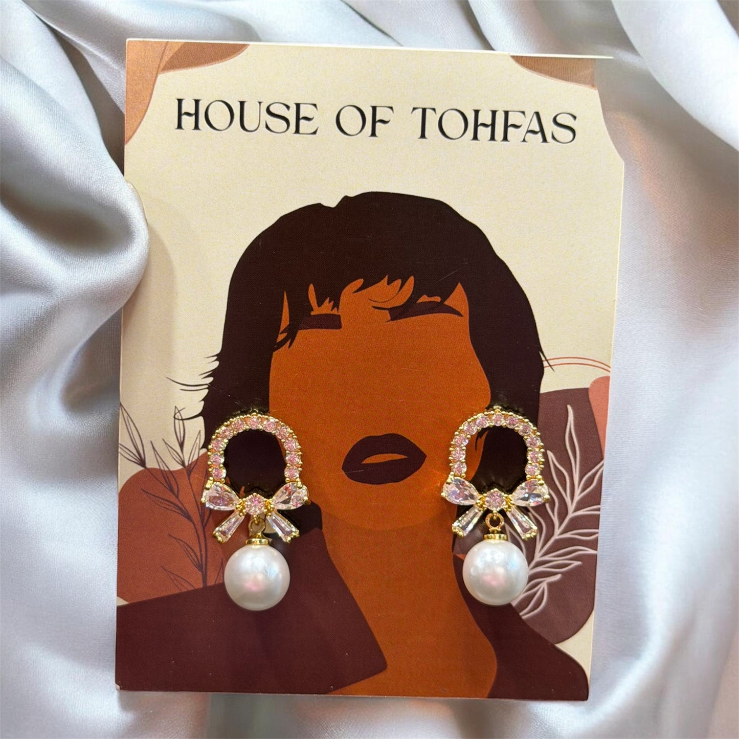 Christmasy bow earrings
